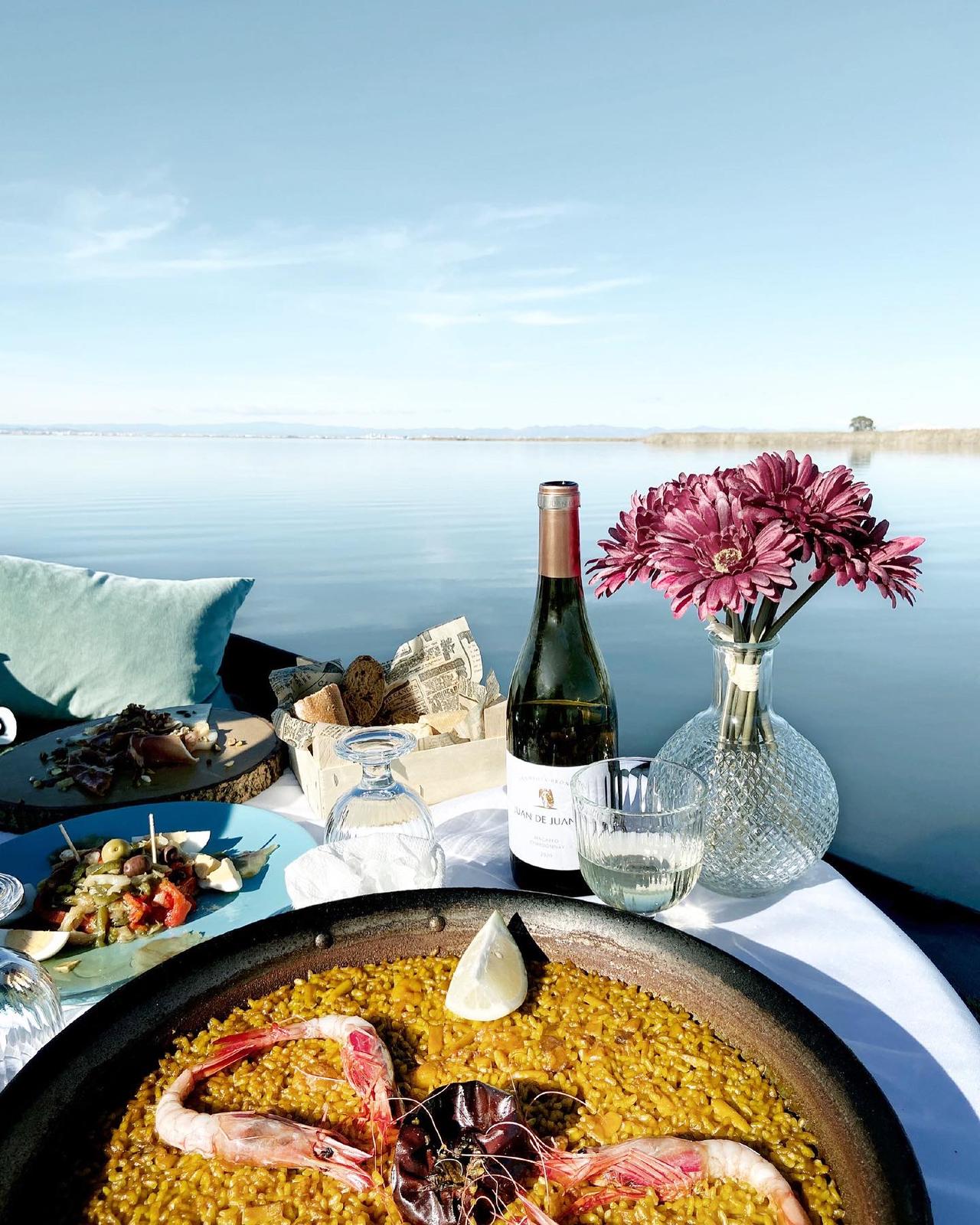 Paella valenciana auténtica en El Palmar combinada con paseo en barca